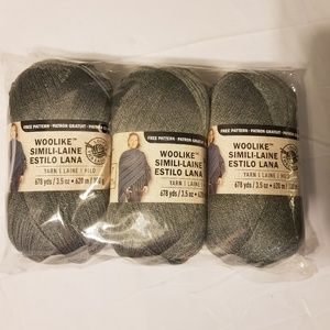 Loops and Threads Woolike Charcoal